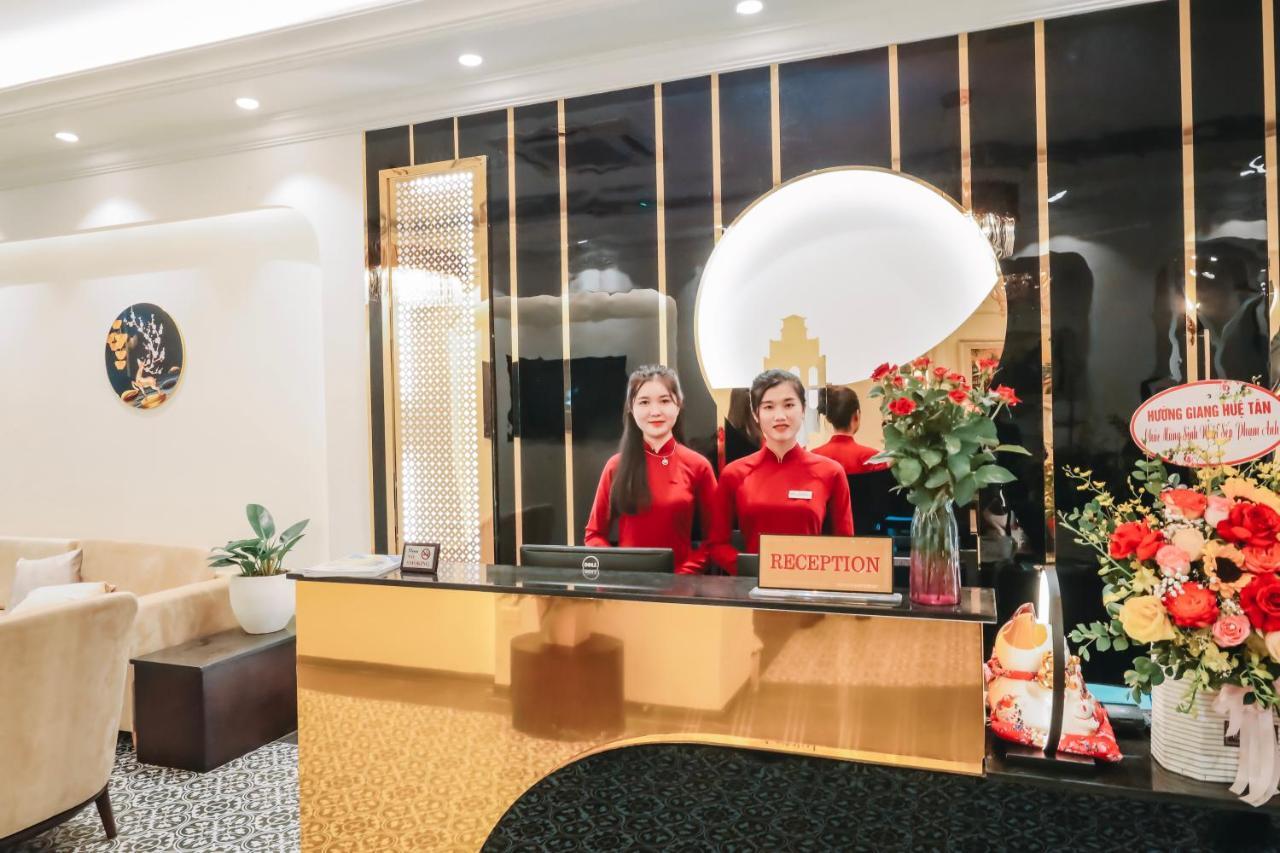 Hanoi Lake View Hotel & Spa Buitenkant foto
