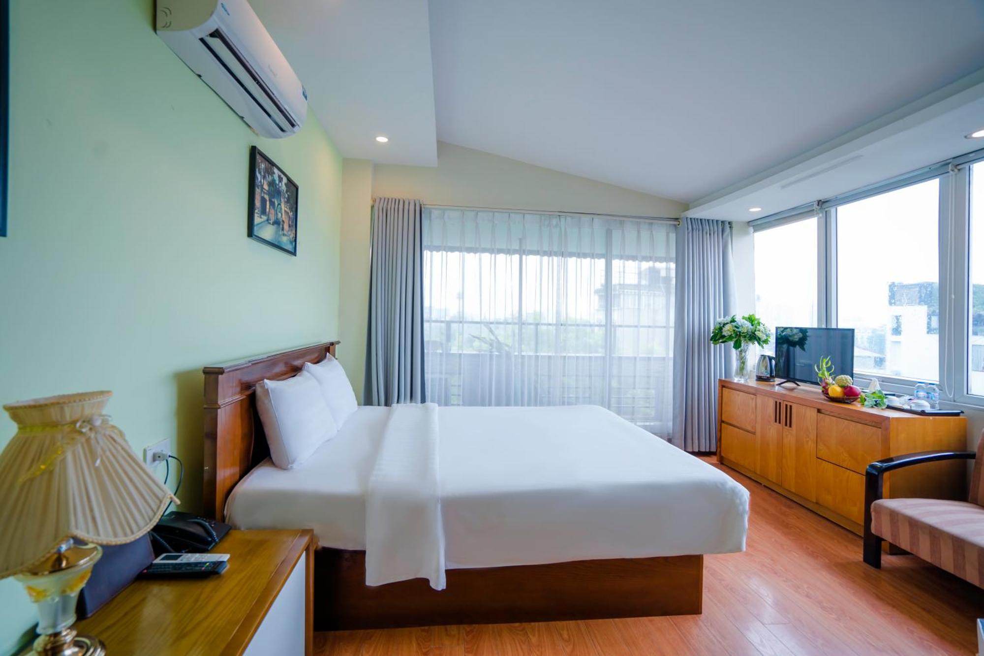 Hanoi Lake View Hotel & Spa Buitenkant foto