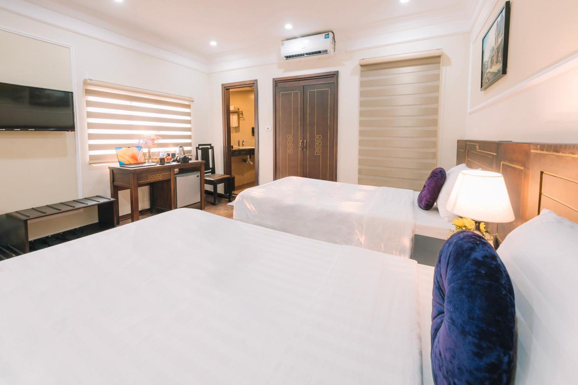 Hanoi Lake View Hotel & Spa Buitenkant foto