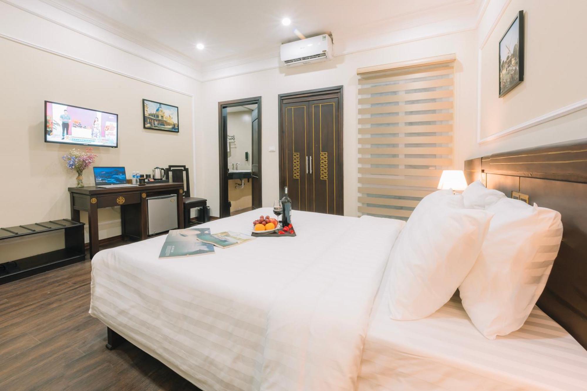Hanoi Lake View Hotel & Spa Buitenkant foto