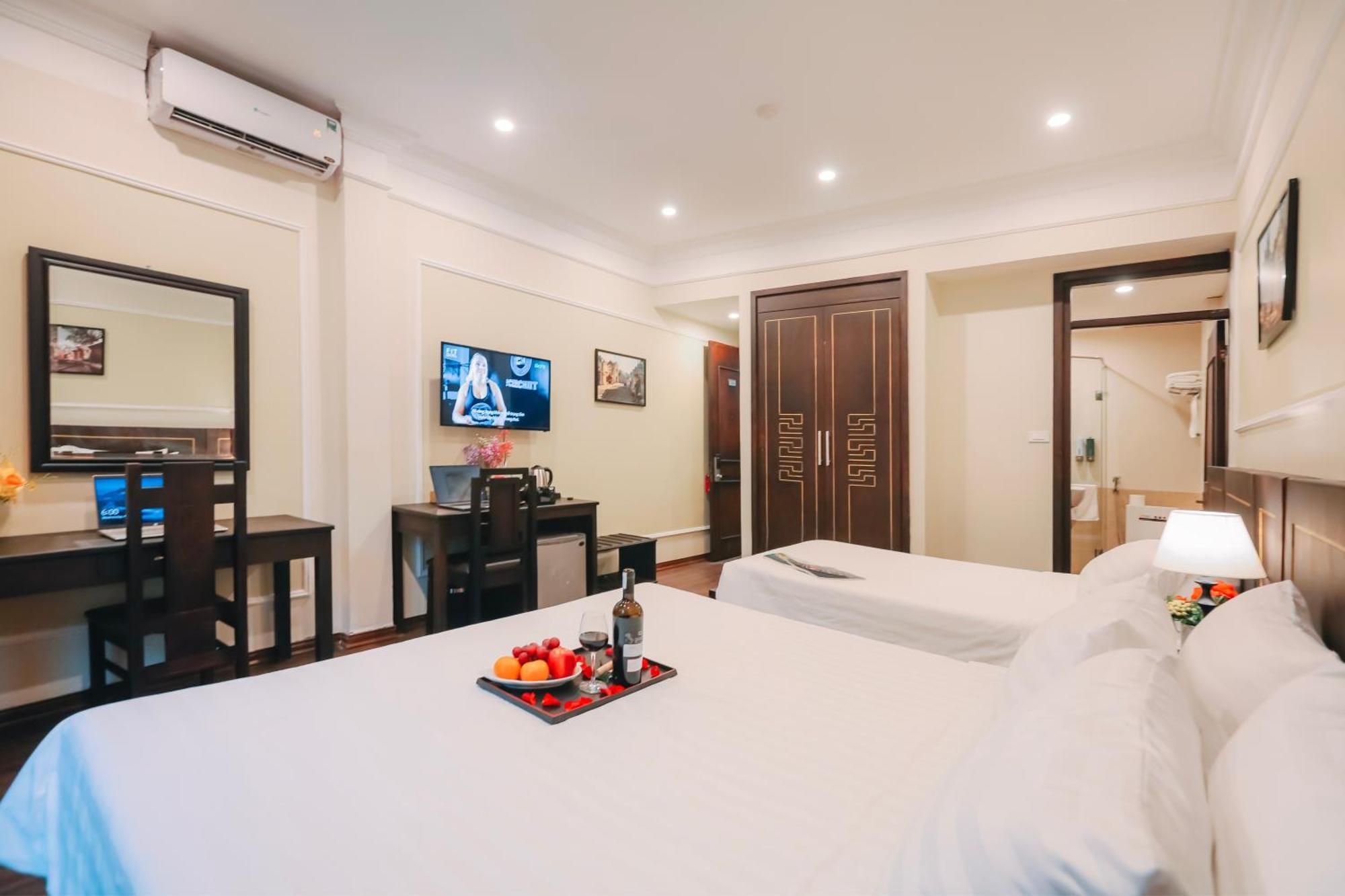 Hanoi Lake View Hotel & Spa Buitenkant foto
